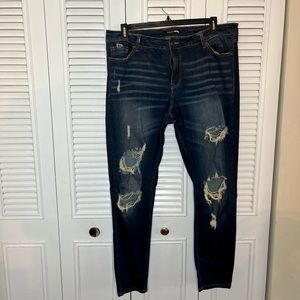 Fashion Nova ripped skinny Jeans Size 1x